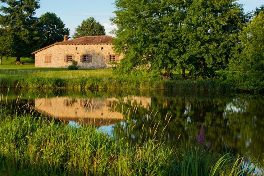 Hotel Domaine Des Etangs, Auberge Resorts Collection Massignac Eksteriør bilde