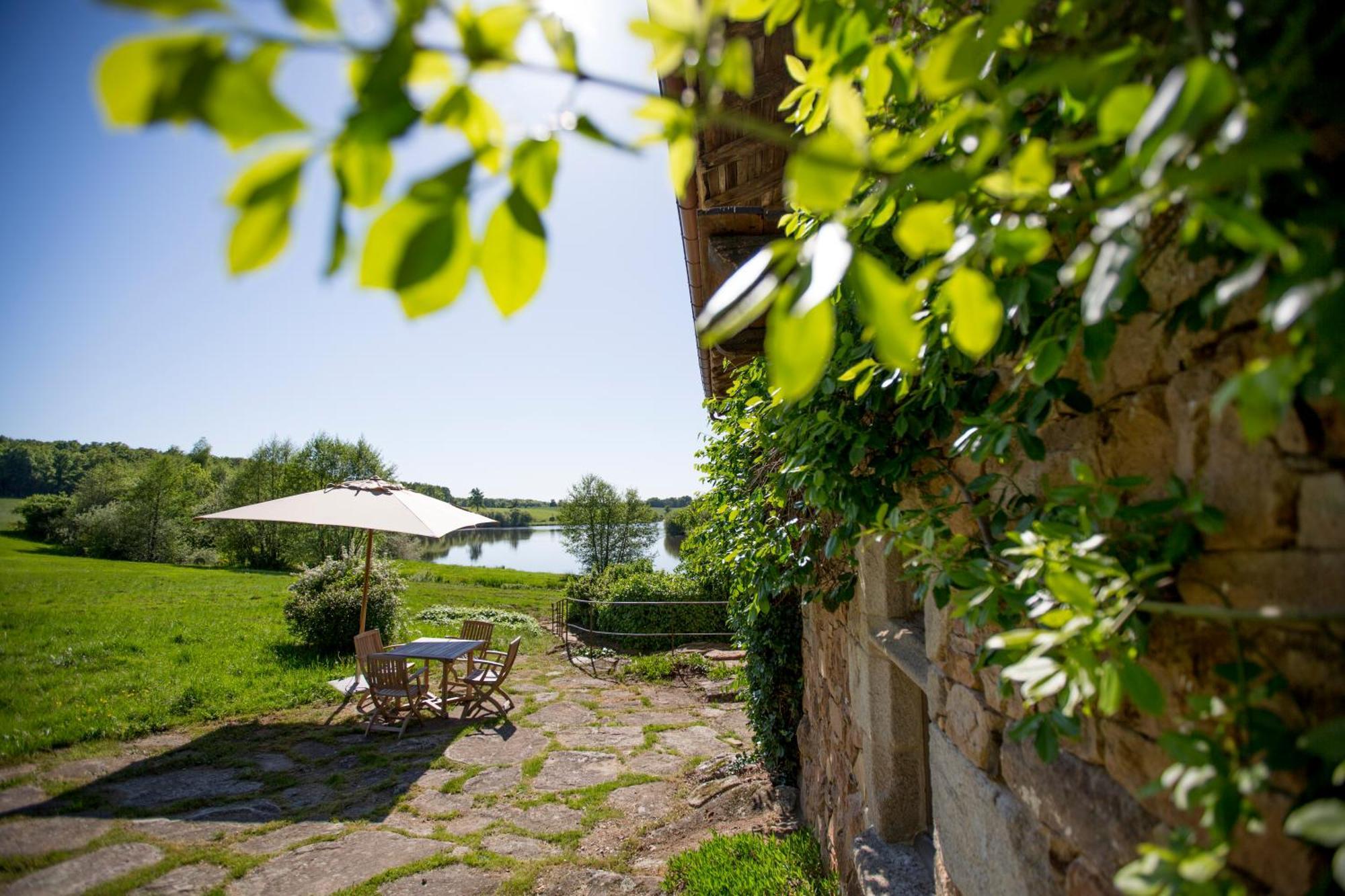 Hotel Domaine Des Etangs, Auberge Resorts Collection Massignac Eksteriør bilde